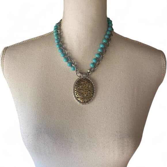 NWOT Patricia Nash Blue Howlite Beaded Silver tone Reversible Pendant Necklace - Picture 2 of 14